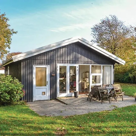 Hébergement de vacances Three-bedroom In V